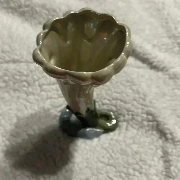 Vintage fitz and Floyd 7” calls Lilly vase - Picture 3 of 3